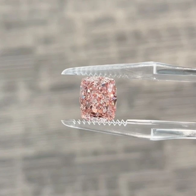Lab Created Cushion Cut Diamond suppliers