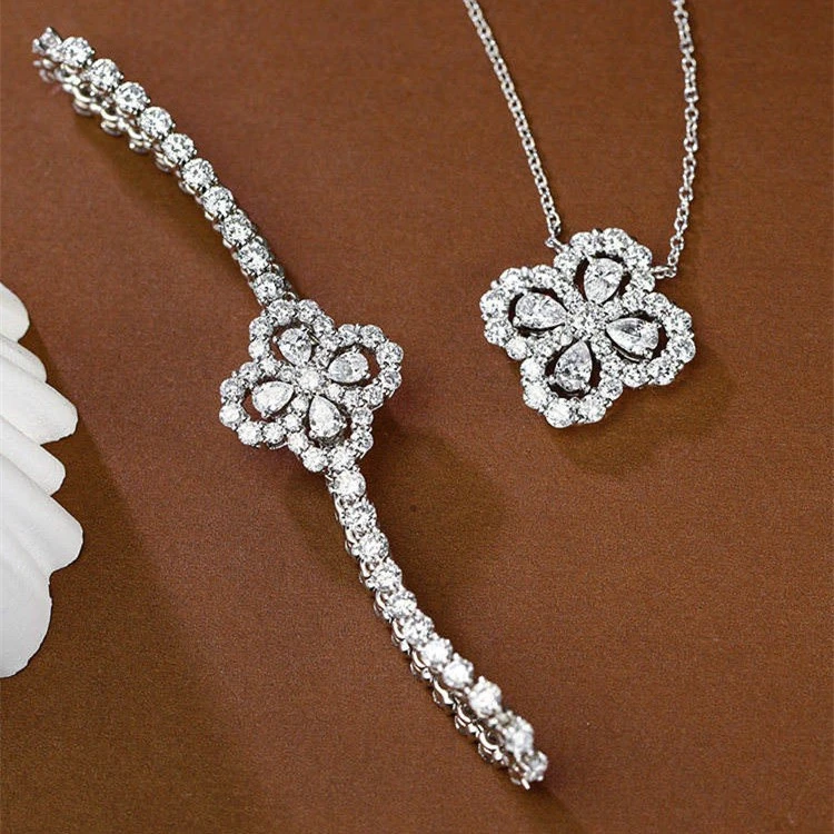 Lab Grown Four Leaf Clover Diamond factory